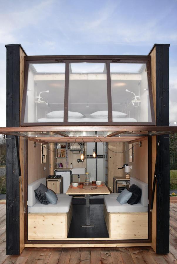 Le 12 Villa Ebreuil Exterior photo